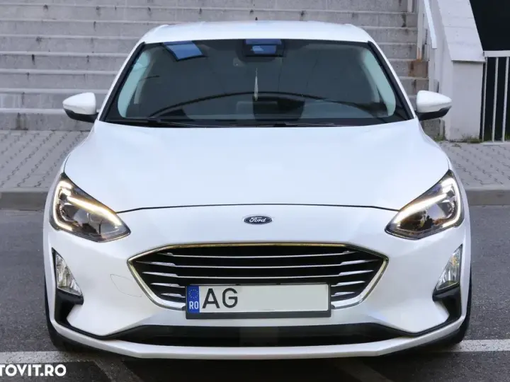Ford Focus MK4 1.5 TDCi DPF Start-Stopp-System Aut. Titanium