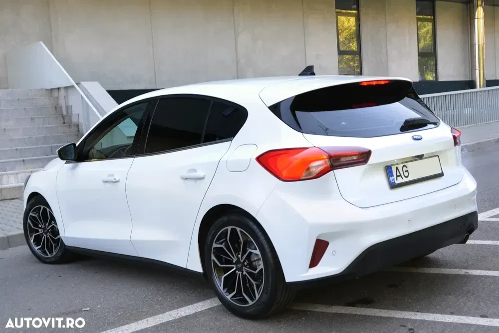 Ford Focus MK4 1.5 TDCi DPF Start-Stopp-System Aut. Titanium — imagine 4