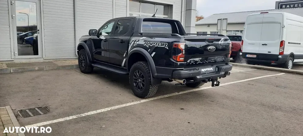 Ford Raptor — imagine 4
