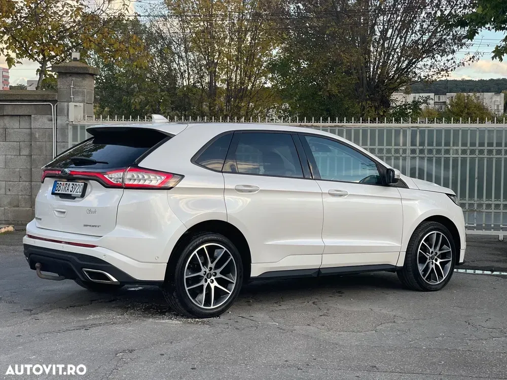 Ford Edge 2.0 TDCi Powershift Sport — imagine 3