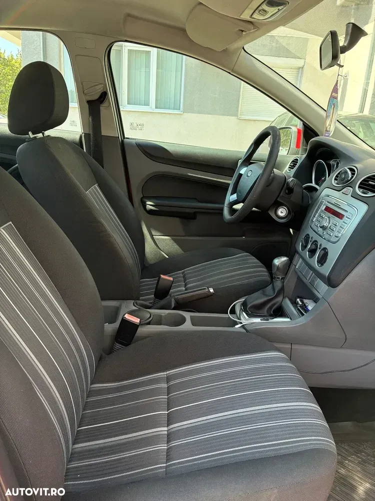 Ford Focus MK2 — imagine 6
