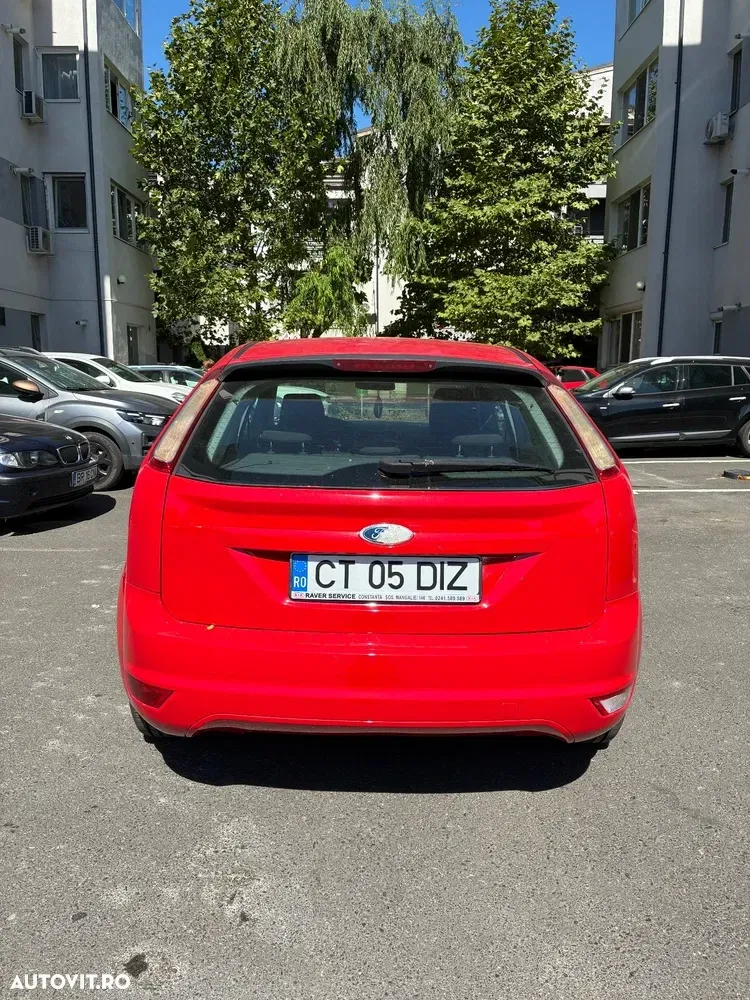 Ford Focus MK2 — imagine 3