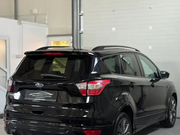 Ford Kuga 1.5 EcoBoost 2x4 ST-Line