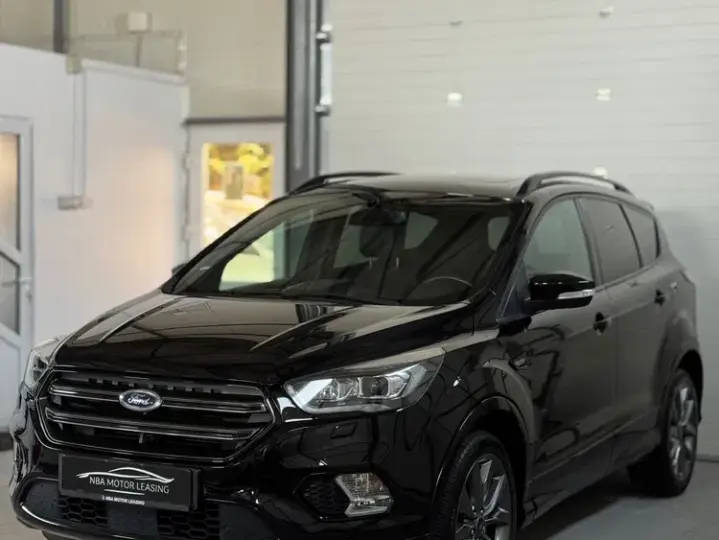 Ford Kuga 1.5 EcoBoost 2x4 ST-Line