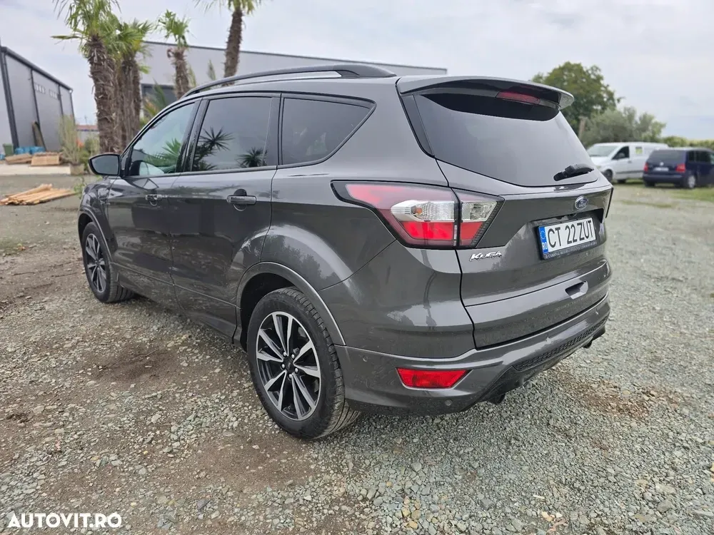 Ford Kuga II 2.0 TDCi 2WD ST-Line — imagine 3