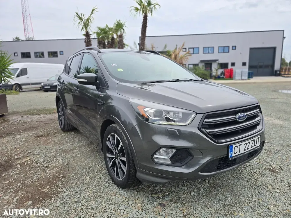 Ford Kuga II 2.0 TDCi 2WD ST-Line — imagine 2