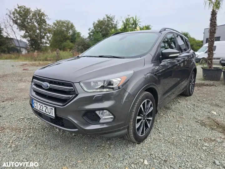 Ford Kuga II 2.0 TDCi 2WD ST-Line