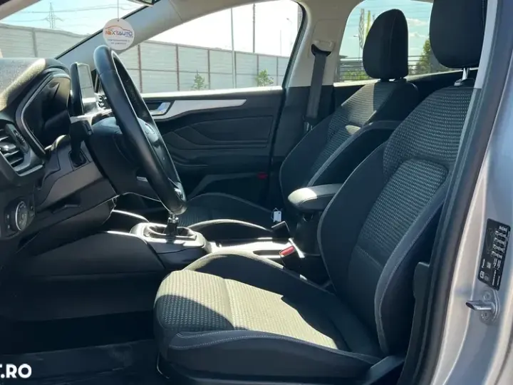Ford Focus MK4 1.0 EcoBoost Trend
