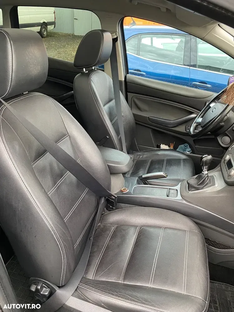 Ford Kuga I 2.0L TDCi DPF Titanium — imagine 5