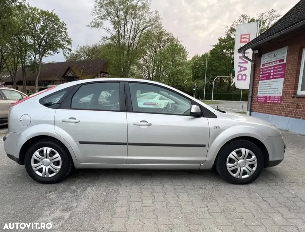 Ford Focus MK2 — imagine 2