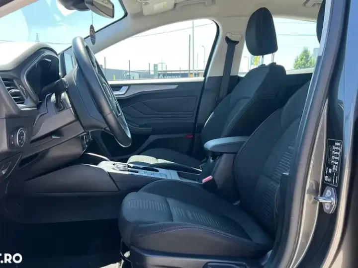 Ford Focus MK4 1.0 EcoBoost Active