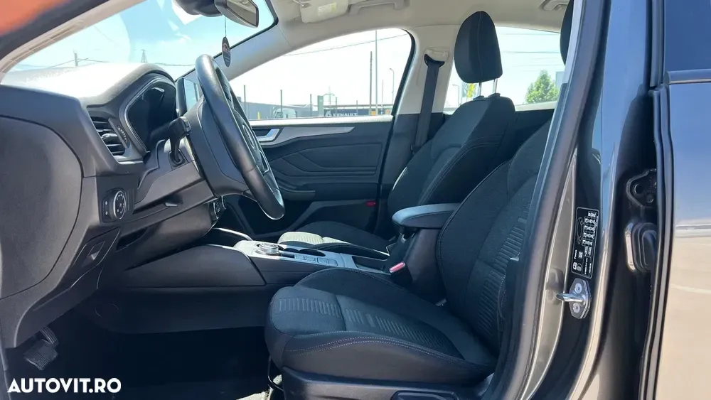 Ford Focus MK4 1.0 EcoBoost Active — imagine 6