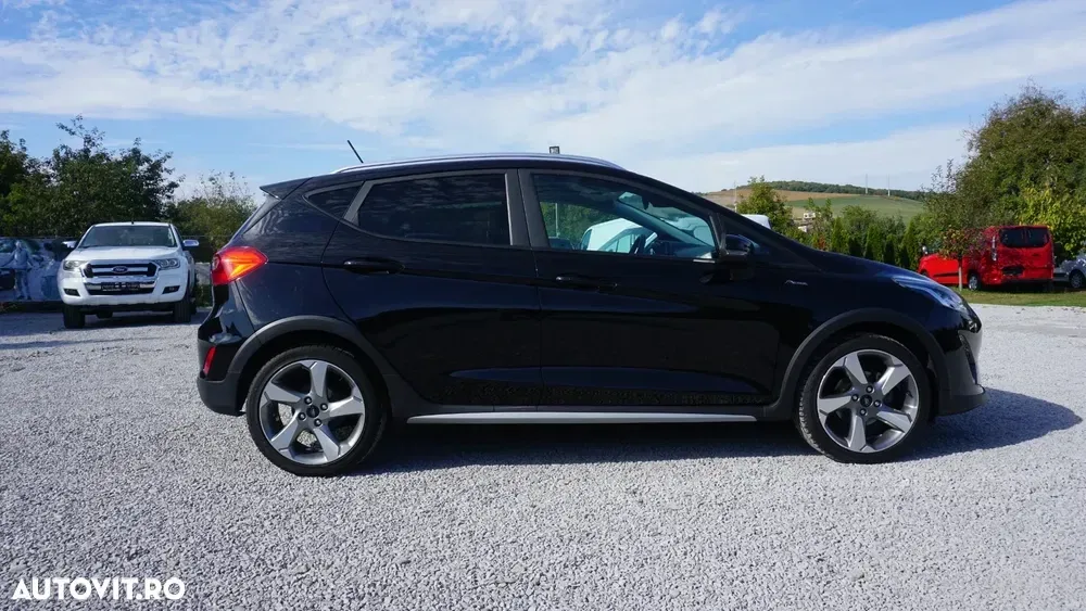 Ford Fiesta VIII 1.0 EcoBoost Start-Stop ST-LINE — imagine 3