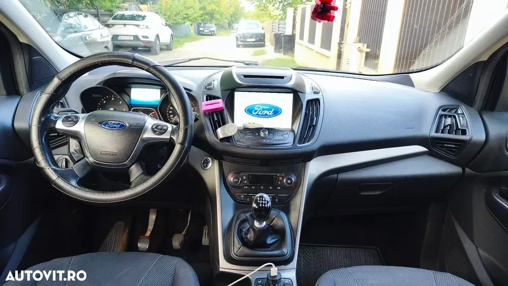 Ford Kuga II 2.0 TDCi 4WD Trend — imagine 3