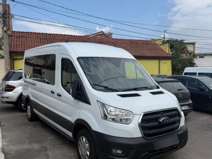 Ford Transit 310 2.0 EcoBlue 105 CP L3H2 Kombi FWD Base