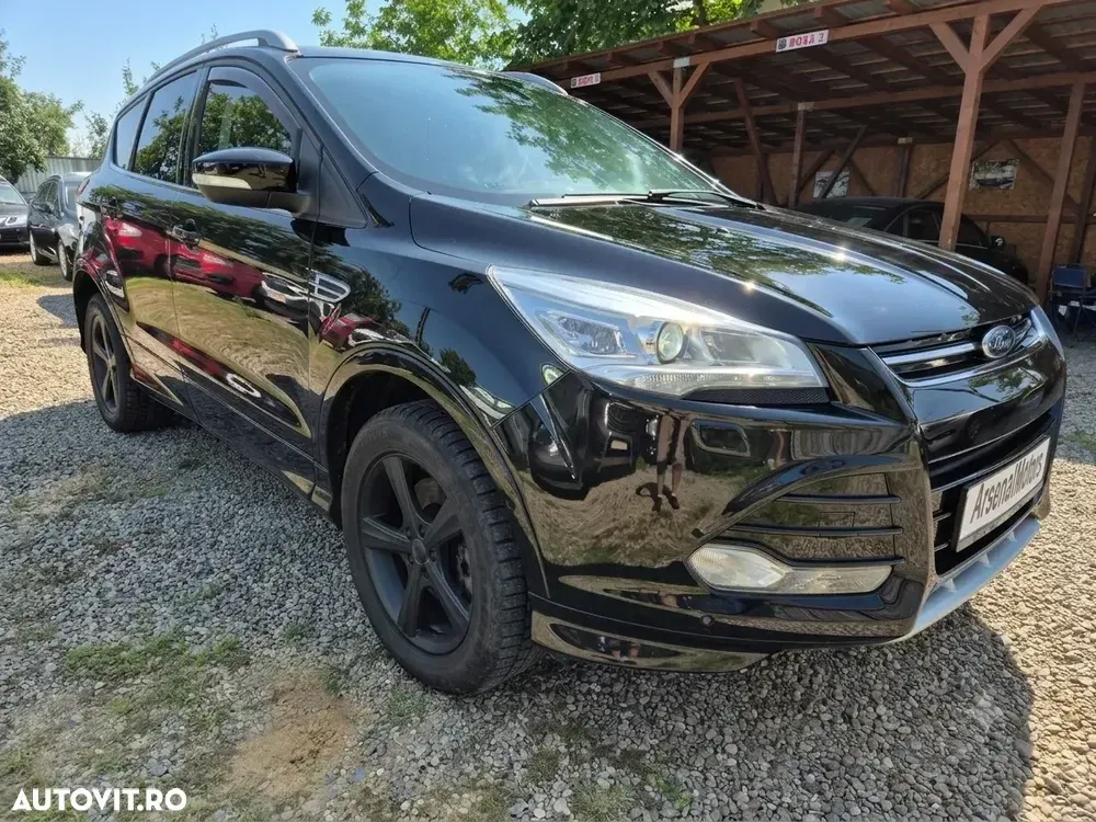 Ford Kuga II 2.0 TDCi 4WD Powershift Titanium — imagine 2