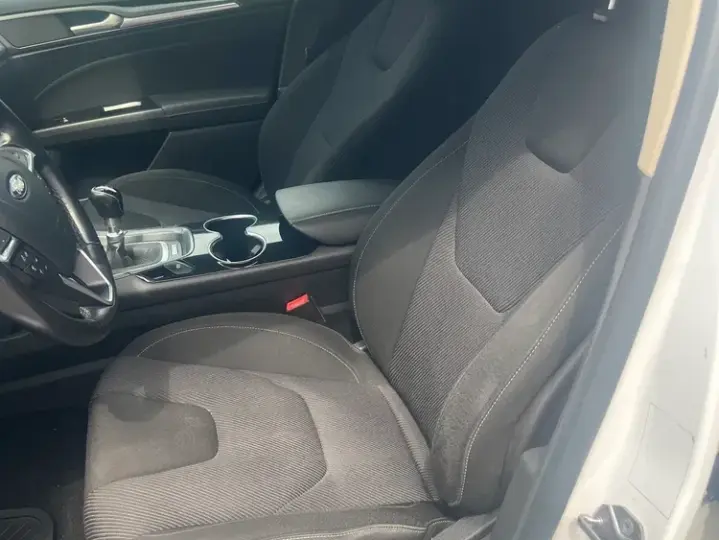 Ford Mondeo 2.0 TDCI Start-Stopp Titanium