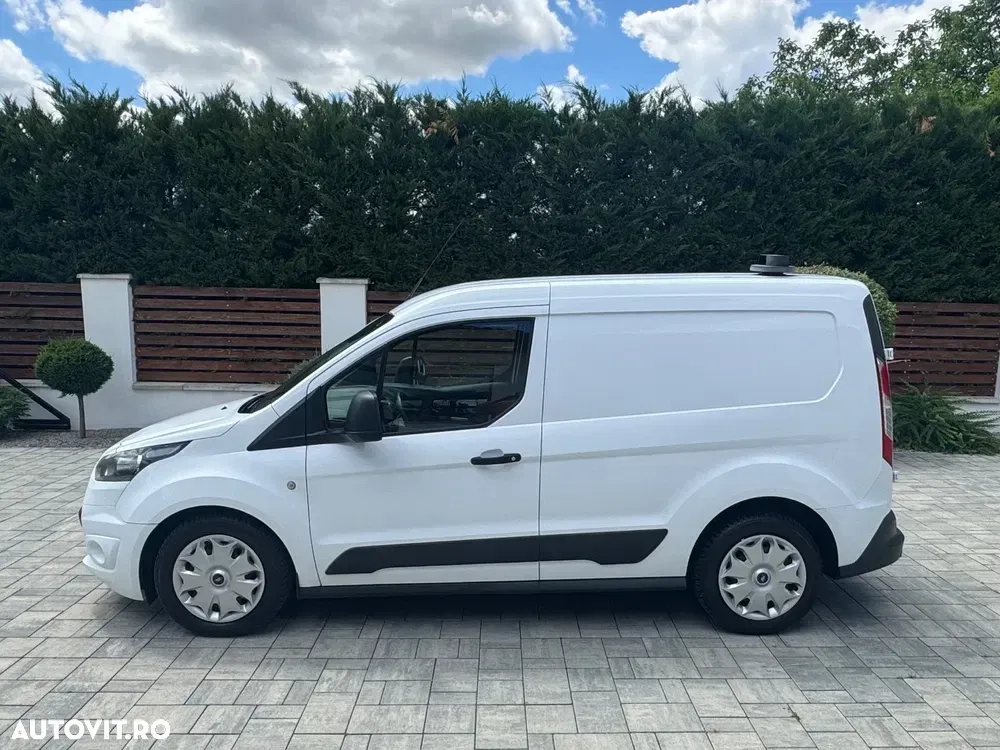 Ford Transit Connect — imagine 5