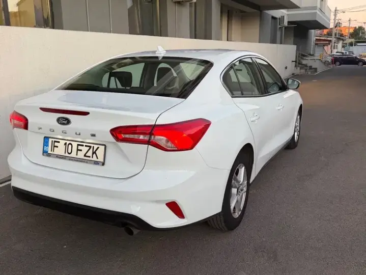 Ford Focus MK4 1.0 EcoBoost Trend