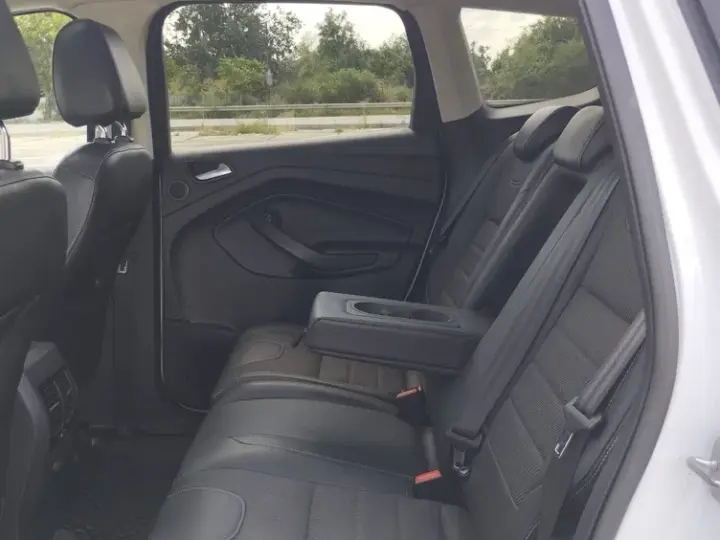 Ford Kuga 2.0 TDCi Powershift 4WD Titanium