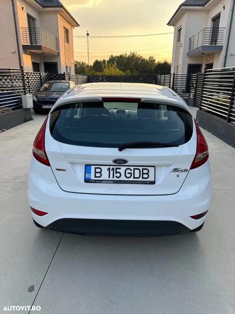 Ford Fiesta VII 1.4 TDCI Comfort — imagine 3