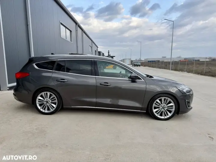 Ford Focus MK4 2.0 EcoBlue Vignale
