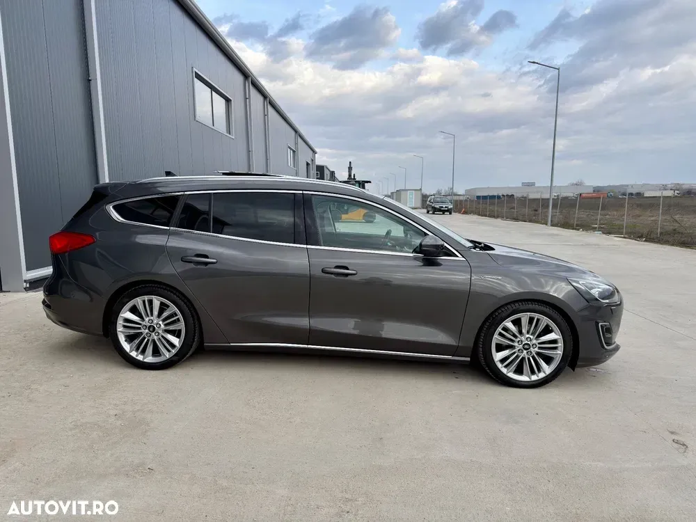 Ford Focus MK4 2.0 EcoBlue Vignale — imagine 3