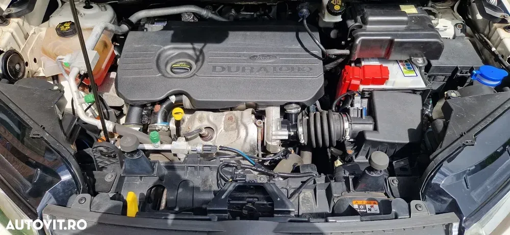 Ford EcoSport — imagine 4