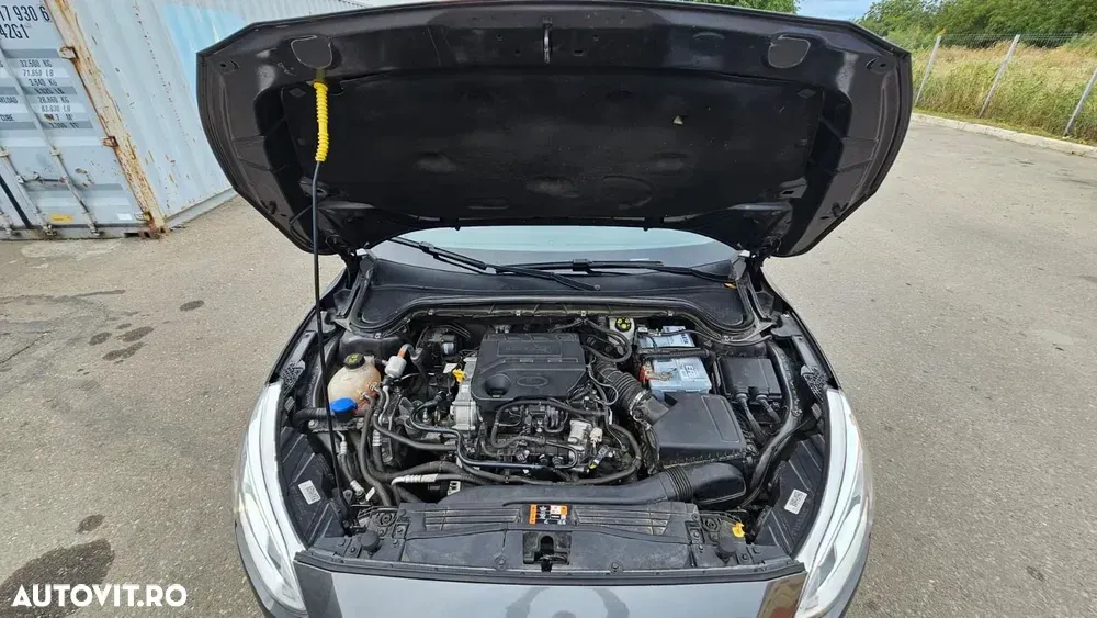 Ford Focus MK4 1.0 EcoBoost Trend Edition — imagine 5