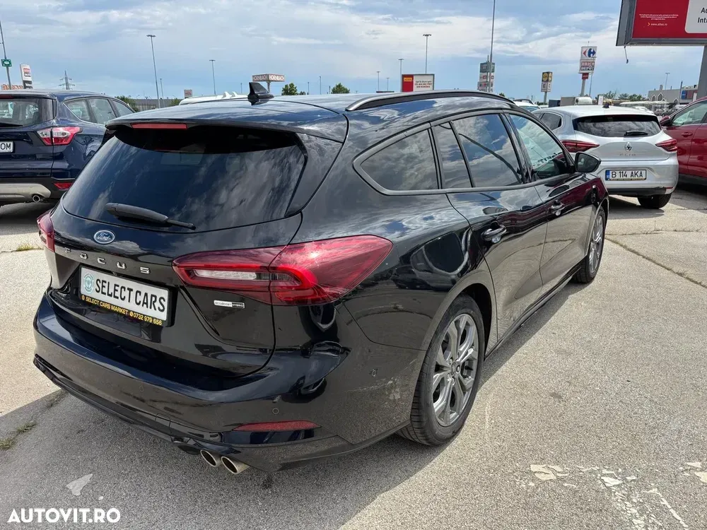 Ford Focus 1.0 EcoBoost MHEV ST-Line — imagine 3