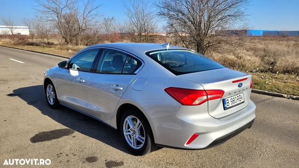 Ford Focus MK4 1.0 EcoBoost Trend Edition — imagine 5