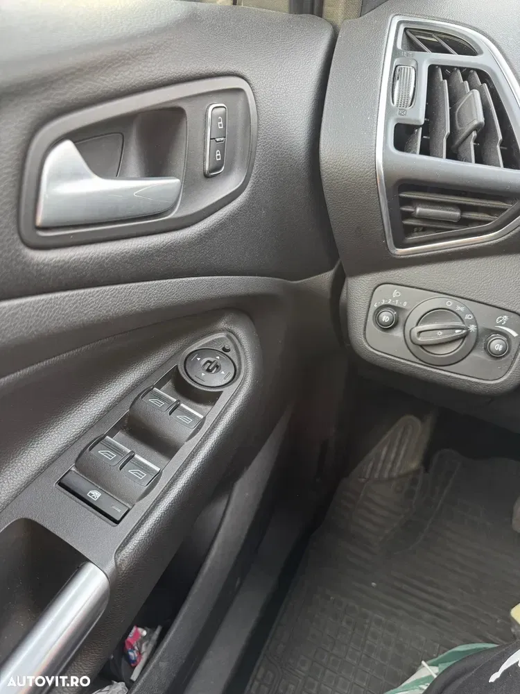 Ford Kuga II 2.0 TDCi 4x4 Aut. Titanium — imagine 6