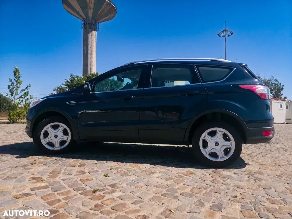 Ford Kuga II 1.5 TDCi 2x4 Business Edition — imagine 5
