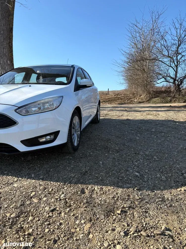 Ford Focus MK3 1.5 TDCi ST-Line — imagine 3