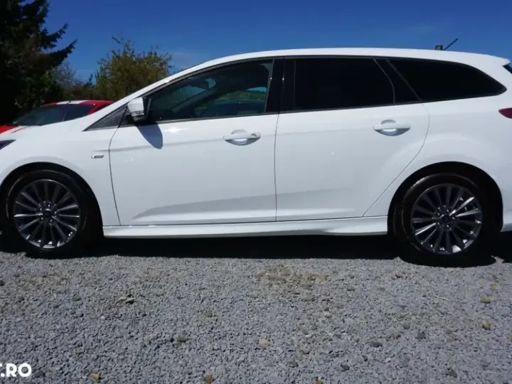 Ford Focus MK3 1.0 EcoBoost Start-Stopp-System ST-LINE DESIGN