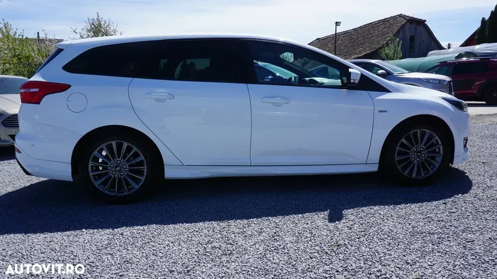 Ford Focus MK3 1.0 EcoBoost Start-Stopp-System ST-LINE DESIGN — imagine 4