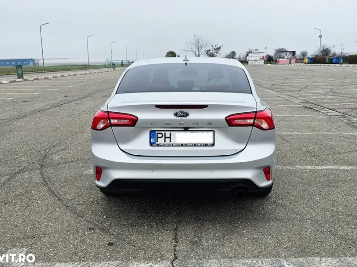 Ford Focus MK4 1.0 EcoBoost Titanium X