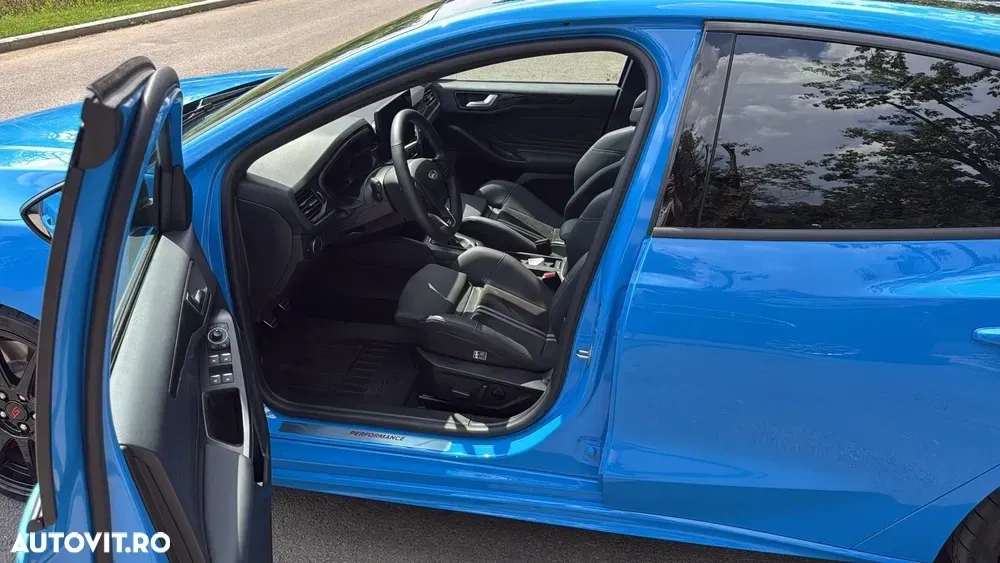 Ford Focus MK4 — imagine 6