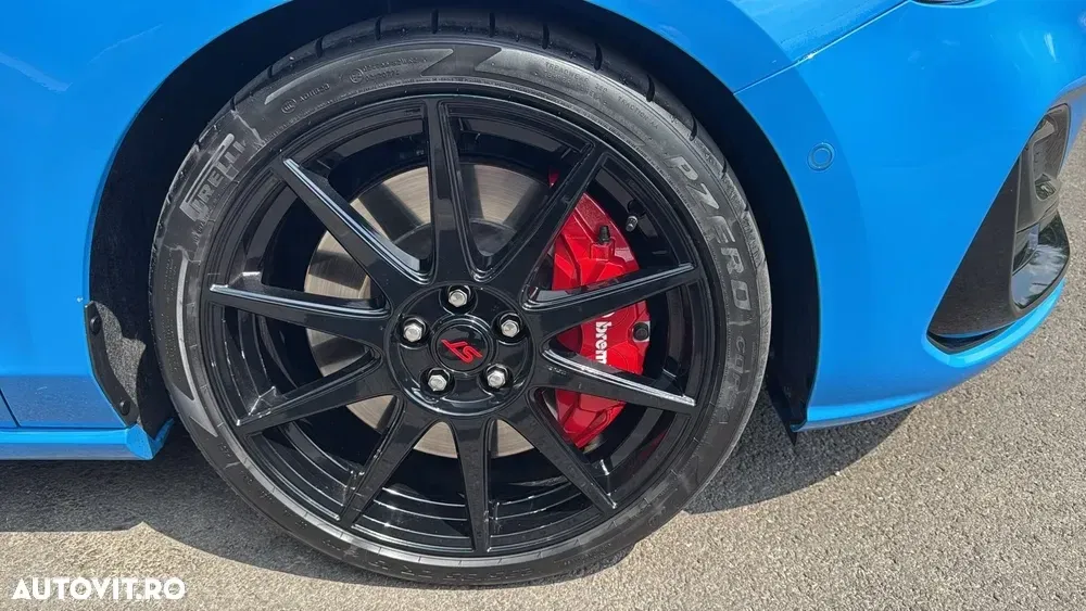 Ford Focus MK4 — imagine 4