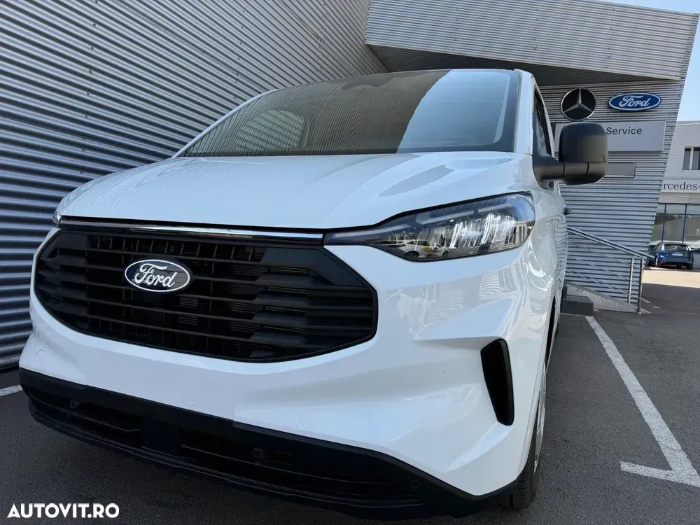 Ford Transit Custom — imagine 3