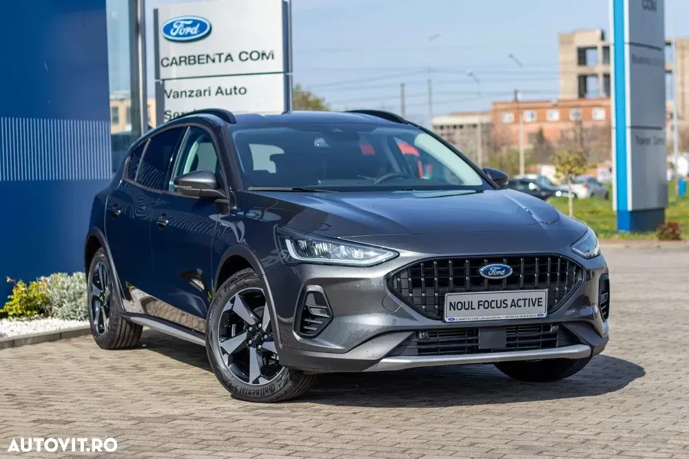 Ford Focus MK4 1.0 EcoBoost 6MT MHEV Active X — imagine 3