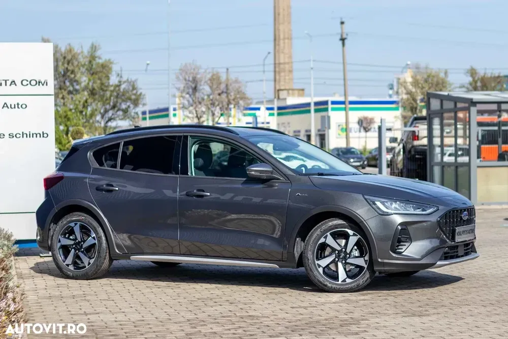 Ford Focus MK4 1.0 EcoBoost 6MT MHEV Active X — imagine 4