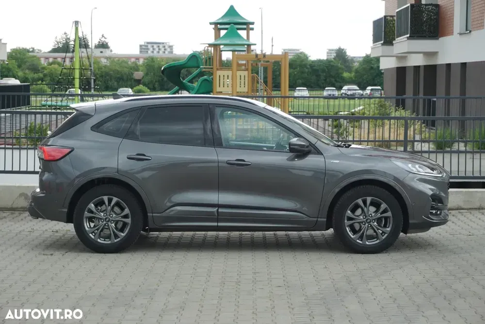 Ford Kuga III 2.0 EcoBlue 4x4 Aut. ST-LINE X — imagine 4