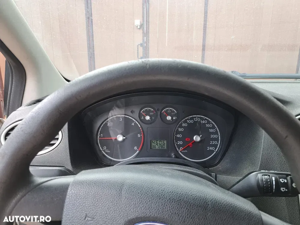 Ford Focus MK2 — imagine 5