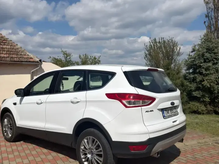 Ford Kuga II 2.0 TDCi 4x4 Aut. Trend