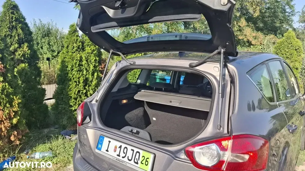 Ford Kuga I 2.0 TDCi Powershift 4WD Titanium — imagine 6