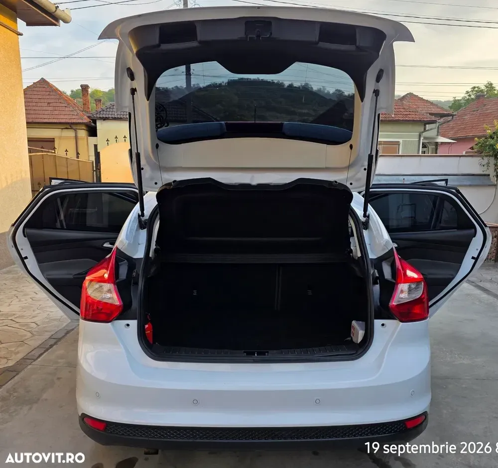 Ford Focus MK3 1.6 TDCI DPF Start-Stopp-System Trend — imagine 5