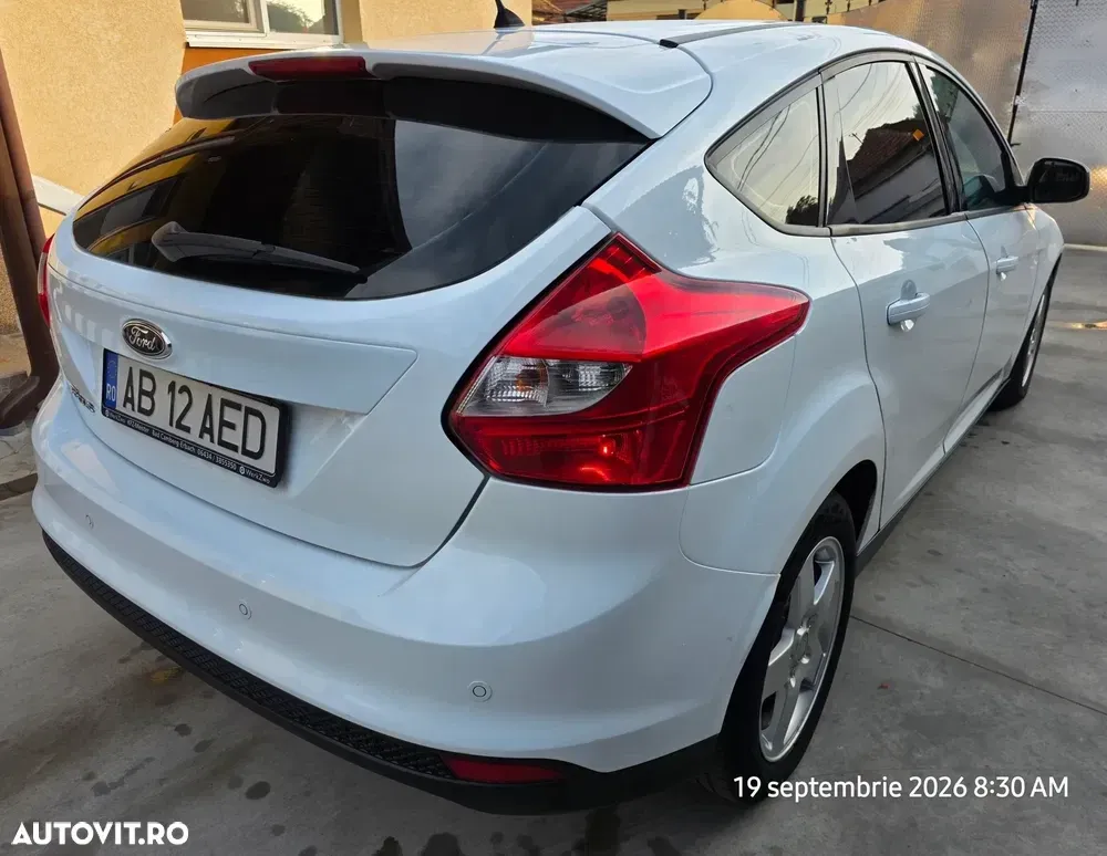 Ford Focus MK3 1.6 TDCI DPF Start-Stopp-System Trend — imagine 4