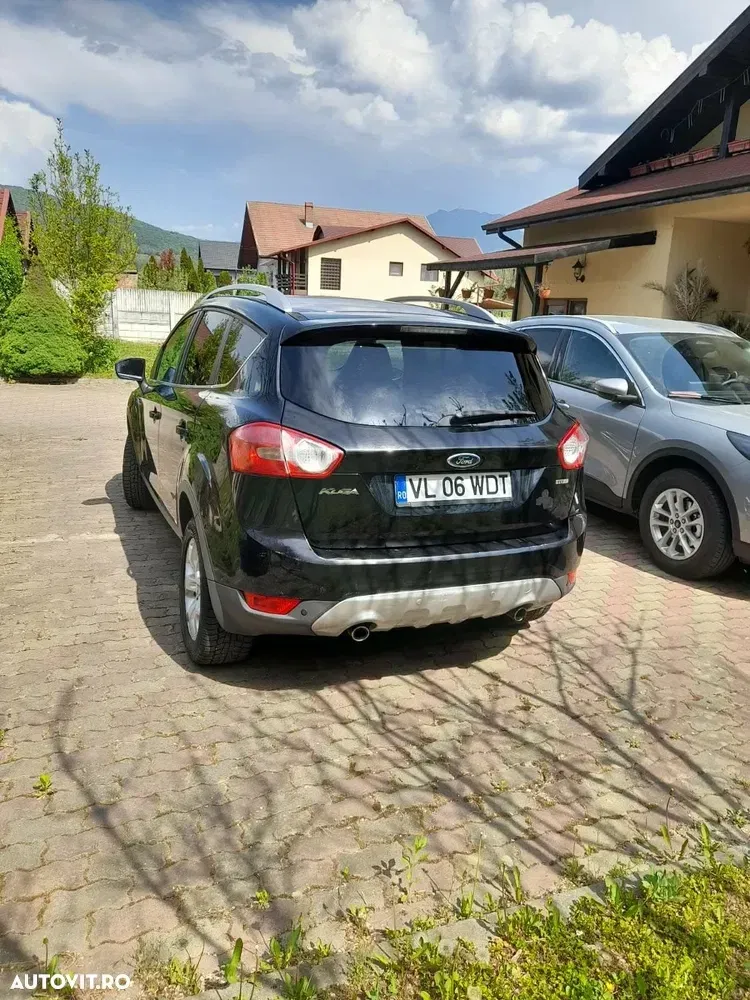 Ford Kuga 2.0 TDCi 4x4 Titanium — imagine 3
