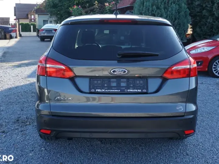 Ford Focus MK3 1.5 TDCi DPF Start-Stopp-System Aut. Business